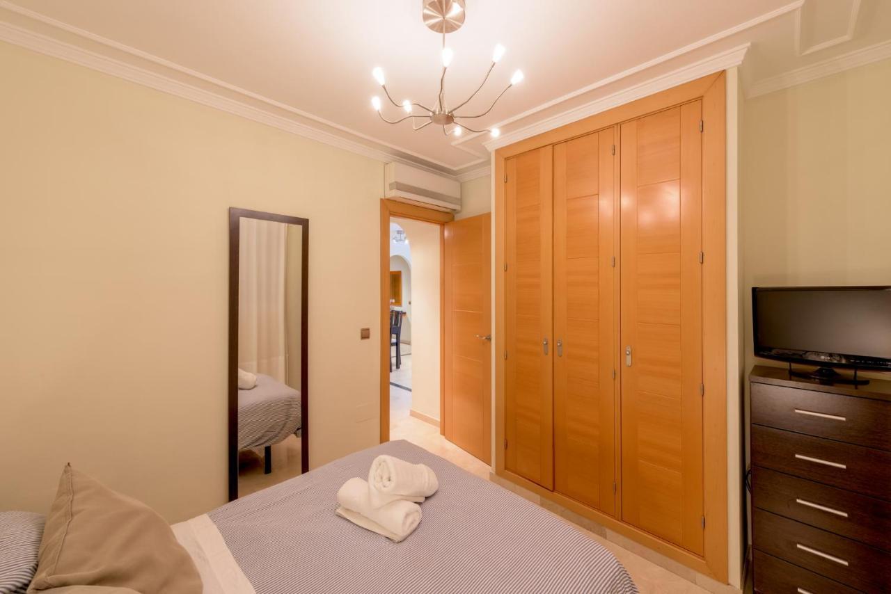 Apartamento Centrico Sibarys- 2 Dormitorios Нерха Екстериор снимка